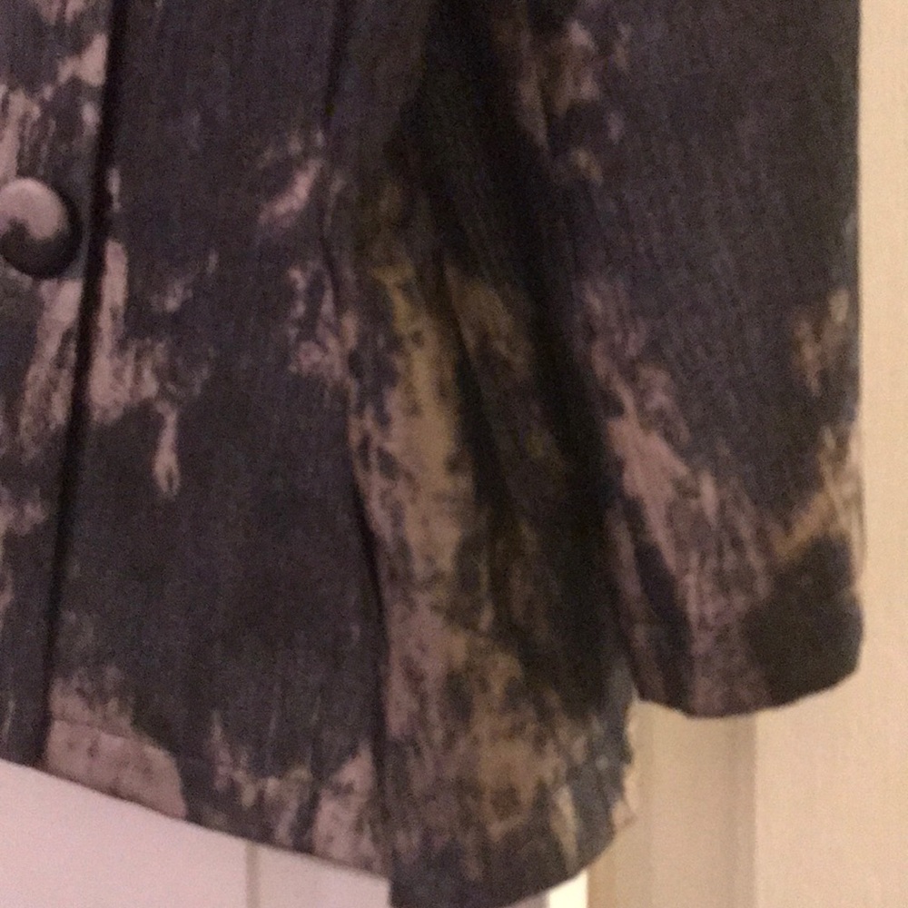 Jacket - Picture 6 of 6